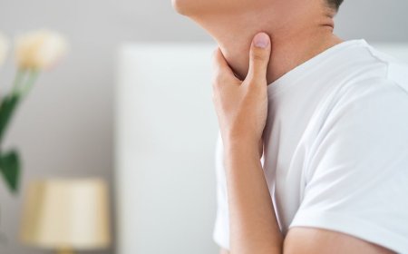 Symptoms of Esophageal Cancer to Be Aware Of