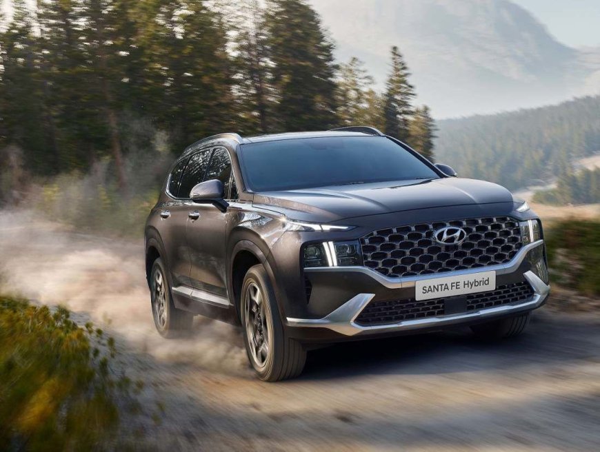 Comparing the 2024 Hyundai Santa Fe and Ford Explorer